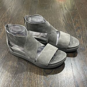 Eileen Fisher Sport Suede Sandals Women’s 9 Gray Nubuck Back Zip Neutral Minimal